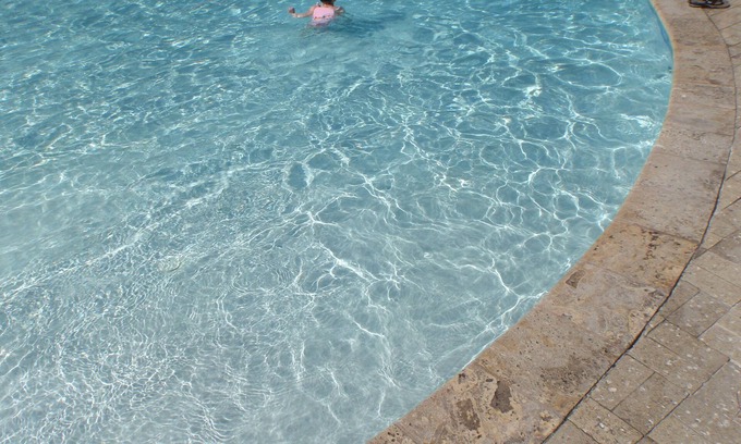 Kamay House | Gorgeous top of the line apt. 6 minute dr. to Beach. Check out April & May Rates