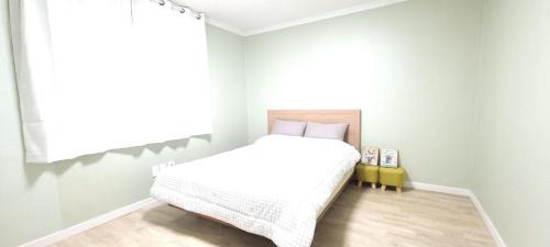 Toseong House | Goseung Bongpo Annyeong Pension