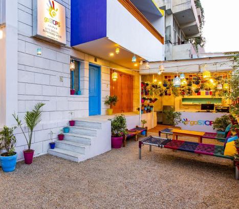 Panch Batti Hostel | goSTOPS Jaipur Lite