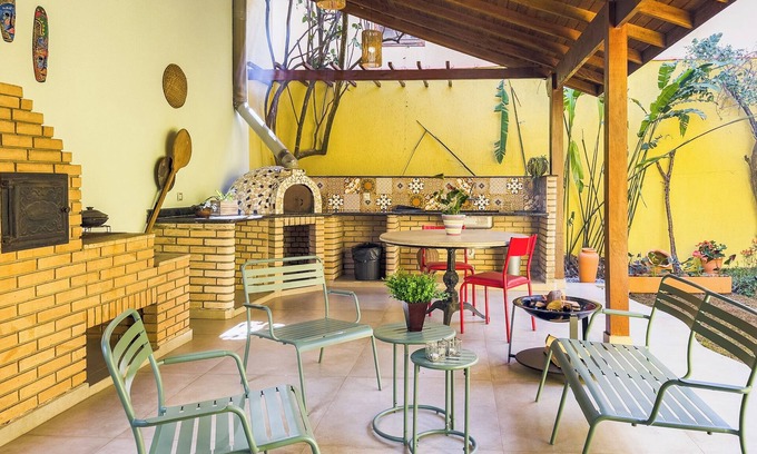 Carapicuiba House | Gourmet space and home-office in Granja