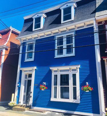 Downtown St. John's Bed & Breakfast | Gower Manor Historic Bed & Breakfast