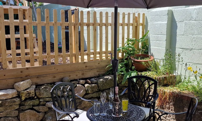 Warminster Cottage | Granary Cottage