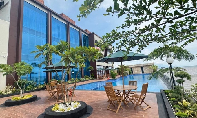 Morowali Hotel | Grand Aurel Hotel Morowali