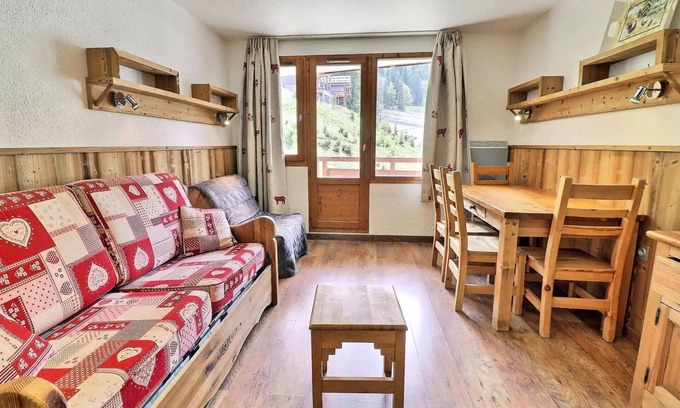 La Perriere Apartment | Grand Bois Residence B - CONFORTABLE 2 PARTS, SKIS TO PIEDS AND NEAR TRADE