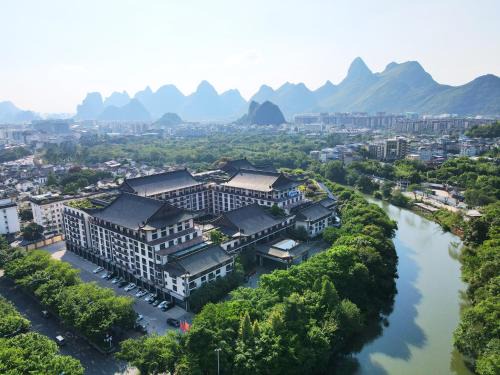 Xiufeng Hotel | Grand Bravo Guilin