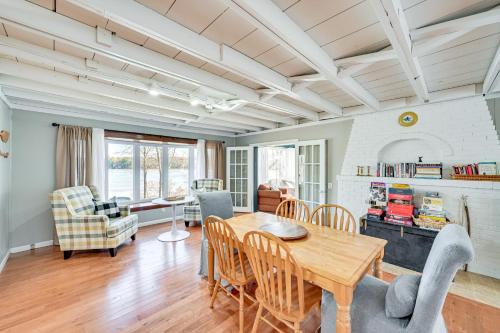 Grand Junction House | Grand Junction Lake Home 13 Mi to South Haven!