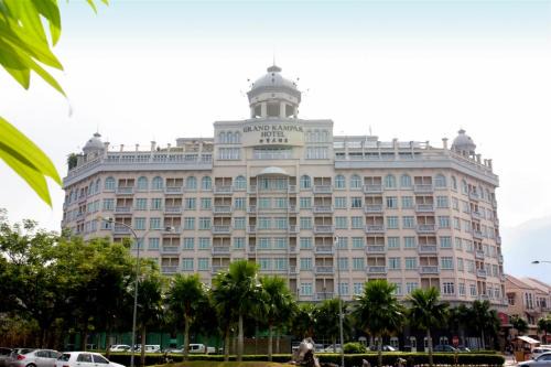 Taman Bandar Baru Hotel | Grand Kampar Hotel