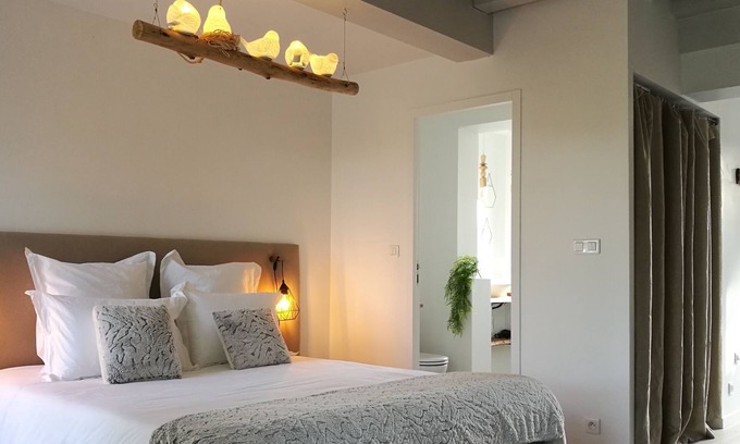 Suce-sur-Erdre House | Grand "nid de L'erdre" Avec Spa et Accès Rivière