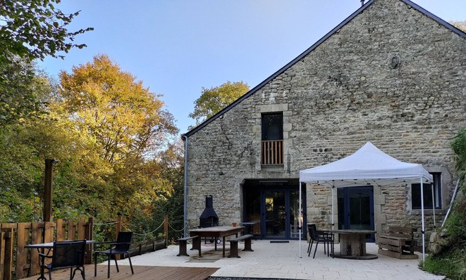 Saint-Nolff House | Grande Propriété le Long du Ruisseau