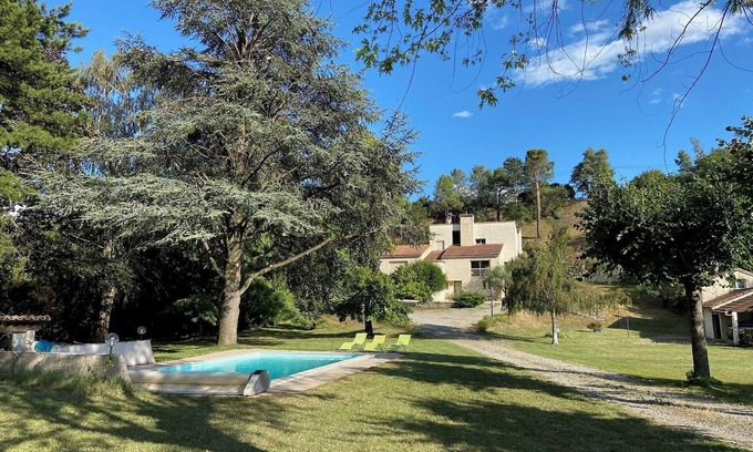 La Roche-de-Glun Villa | Grande Villa Pour Vacances Ressourçantes, Vallée du Rhône, Tain Lermitage