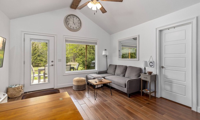 Grove Cottage | GrandLake*Kayak*ForestView*Firepit*Kings*Lakefront