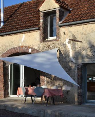 Manou House | Grange rénovée, nature & design