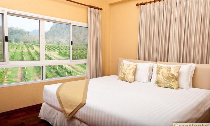 Phaya Yen Hotel | GRANMONTE Wine Cottage