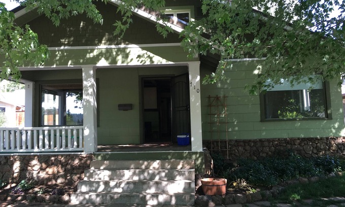 Downtown Flagstaff House | GREAT DOWNTOWN LOCATION - 5 minute walk to downtown shopping and dining