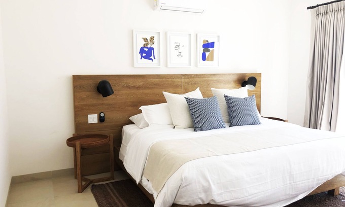Libertad House | Great house, ocean view & walking distance to town