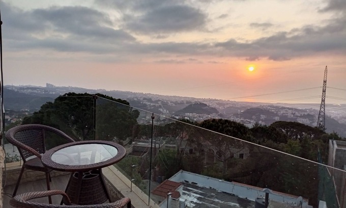 Duhur ash Shuwayr Apartment | Great views specially at sunset alot of trees Surrounding it