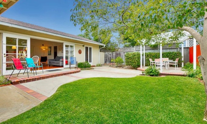 Beach Barber Tract House | Great Pet Home Fenced Yard/Walk to Beach/Village