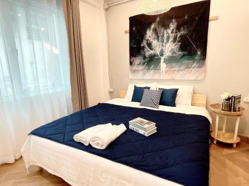 Talat Yot Apartment | Great relaxing in oldtown, Entire floor, near Grand Palace