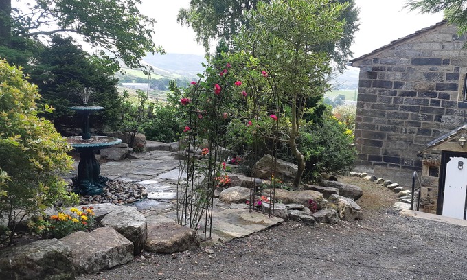 Lumbutts Cottage | Greave Farm Todmorden Tranquil Cottage Retreat