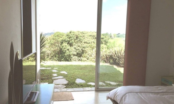 Luna Park House | Green Garden Views in Circasia