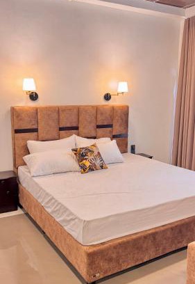 Gomagoda Apartment | Green Legacy Loft