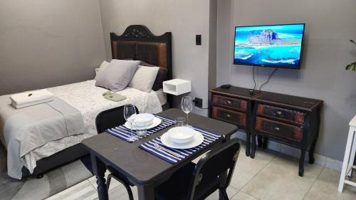 Knysna Central Apartment | Greenmarket Studio