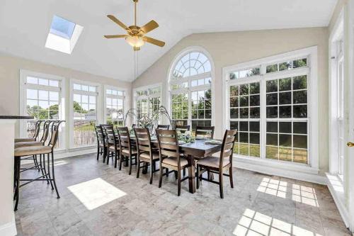 Forest Oaks Apartment | Greensboro Gathering K bed, Playroom, Gamerooms
