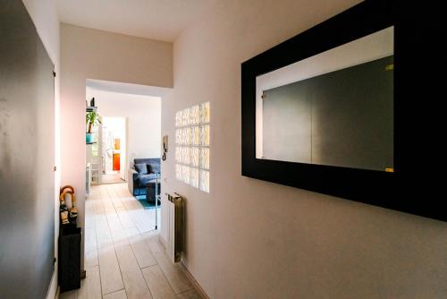 Como Apartment | Grey Apartment Villa Olmo