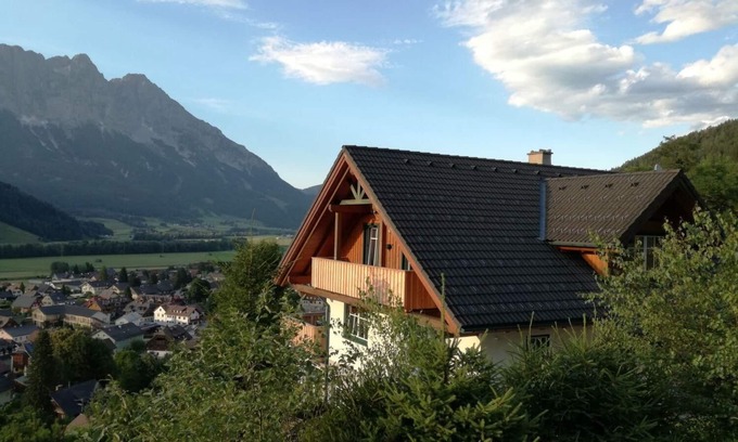 Oeblarn Apartment | Grimming Appartement " Schladming"