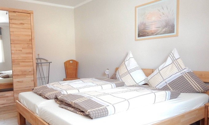 Kelheimwinzer Apartment | Große Ferienwohnung (60m2) in ruhiger Lage mit Balkon