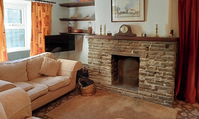 Gayle Cottage | Ground Floor: nLiving room: TV, Freesat, Open FirenDining room.