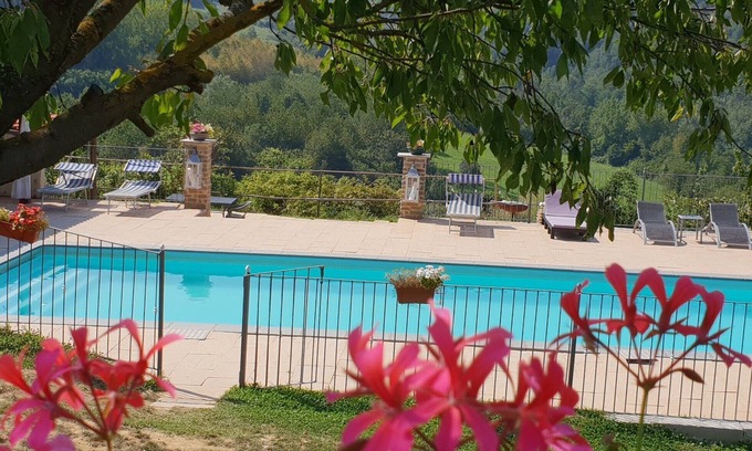 Bonvicino House | Group Accommodation with pool and private garden near Barolo