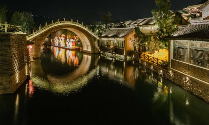 Gubei Water Town Apartment | Gubei Water Town Vacation Loft