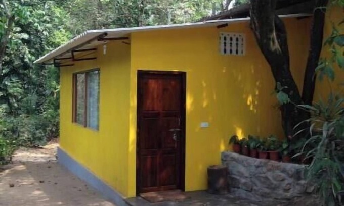 Chikkamagaluru Apartment | Guddadamane Homestay Estate View with Private Hut