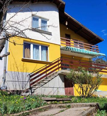 Svoge House | Guest House Bovada/Къща за гости Бовада