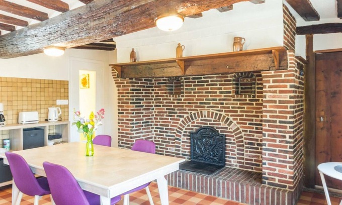 Massy House | Guest house Massy, 1 bedroom, 4 people