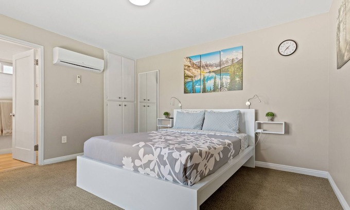 Fox Hills House | Guest Suite, Private Ent., 5 min LAX, Westchester
