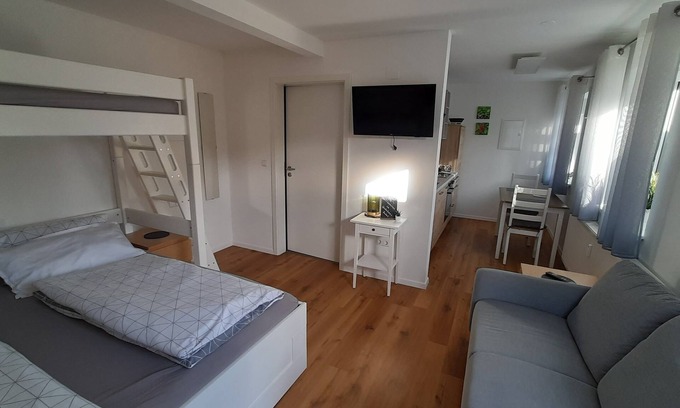 Gemarkung Edenhausen Apartment | Guesthouse Buberl, near Legoland and Skylinepark