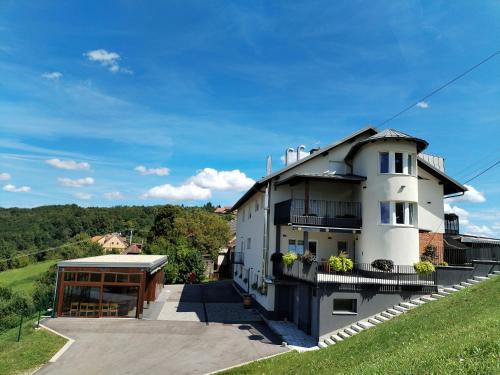 Ozalj House | Guesthouse Frlan