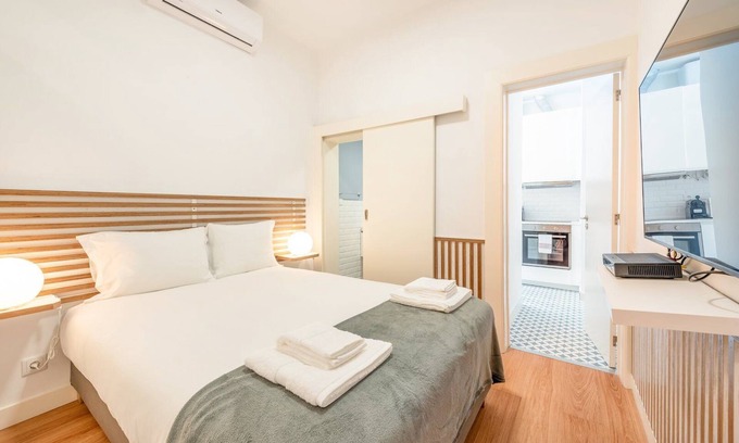 Restelo Apartment | GuestReady - Neoclassical-era Building in Lisbon