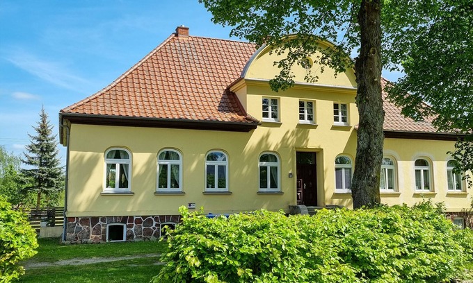 Bruel Apartment | Gutshaus Neu Necheln - Ferienwohnung