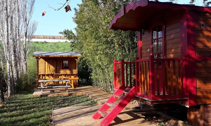 Barbentane Ski Chalet | Gypsy caravan for rent in Provence