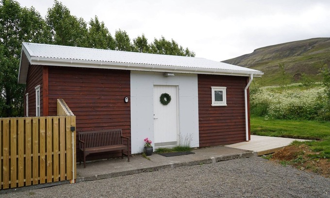 Mosfellsbaer Cabin | Hólakot Cabin In Golden Circle