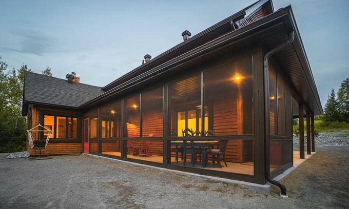 Preissac House | Hôtel à la maison - Chalet la Pointe à Tibi