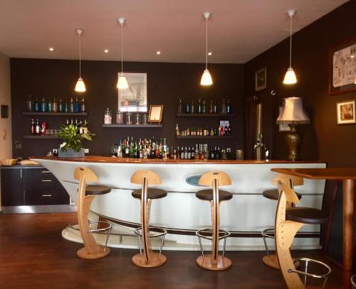 Port-des-Barques Hotel | Hôtel - Restaurant La Chaloupe