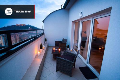 Brno-stred Apartment | Haas Apartments Stojanova with Parking
