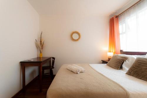 Catedral House | Habitación doble pequeña - Casa Esmeralda