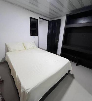 Libano Apartment | Habitaciones privadas independientes con parking privado