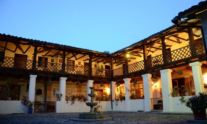 Cotacachi Hotel | Hacienda San Isidro Trails & Experiences
