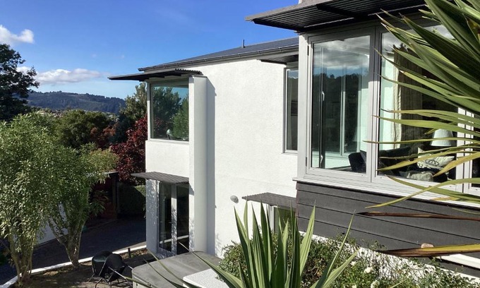 Dunedin Apartment | Hadley Close